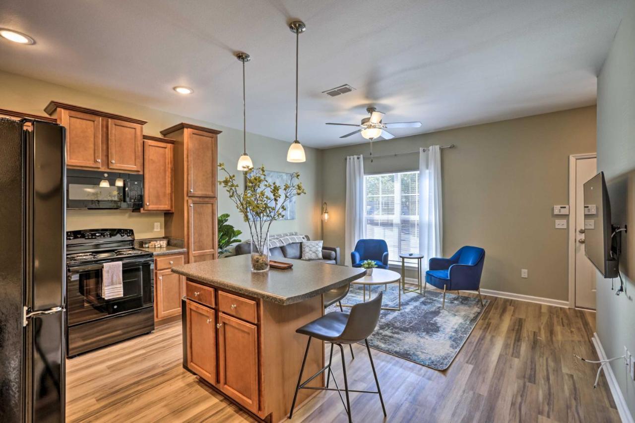 Ideally Located And Elegant Condo With Balcony! Tallahassee Exteriör bild