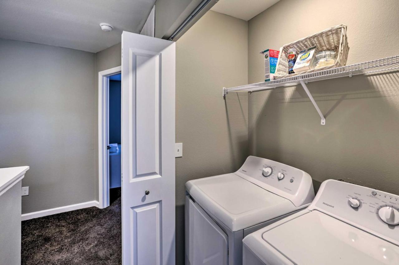 Ideally Located And Elegant Condo With Balcony! Tallahassee Exteriör bild